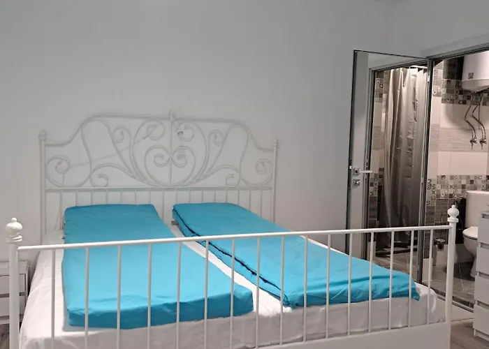 Daire Turquoise By Rv Varna